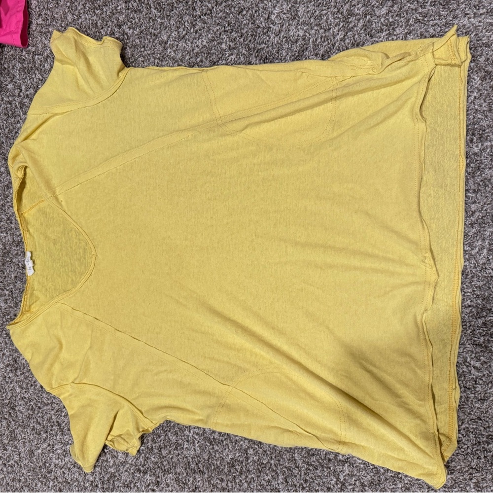 La miel. Worn once. Pockets. Size medium.